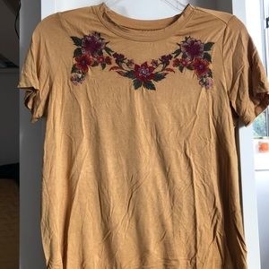 Embroidered t shirt